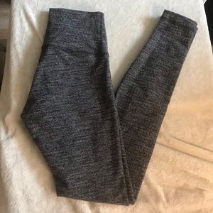 Lululemon gray herringbone leggings size 4